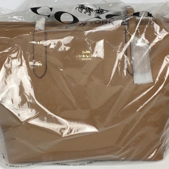 NWT Coach Large City Zip Tote - Picture 2 of 8